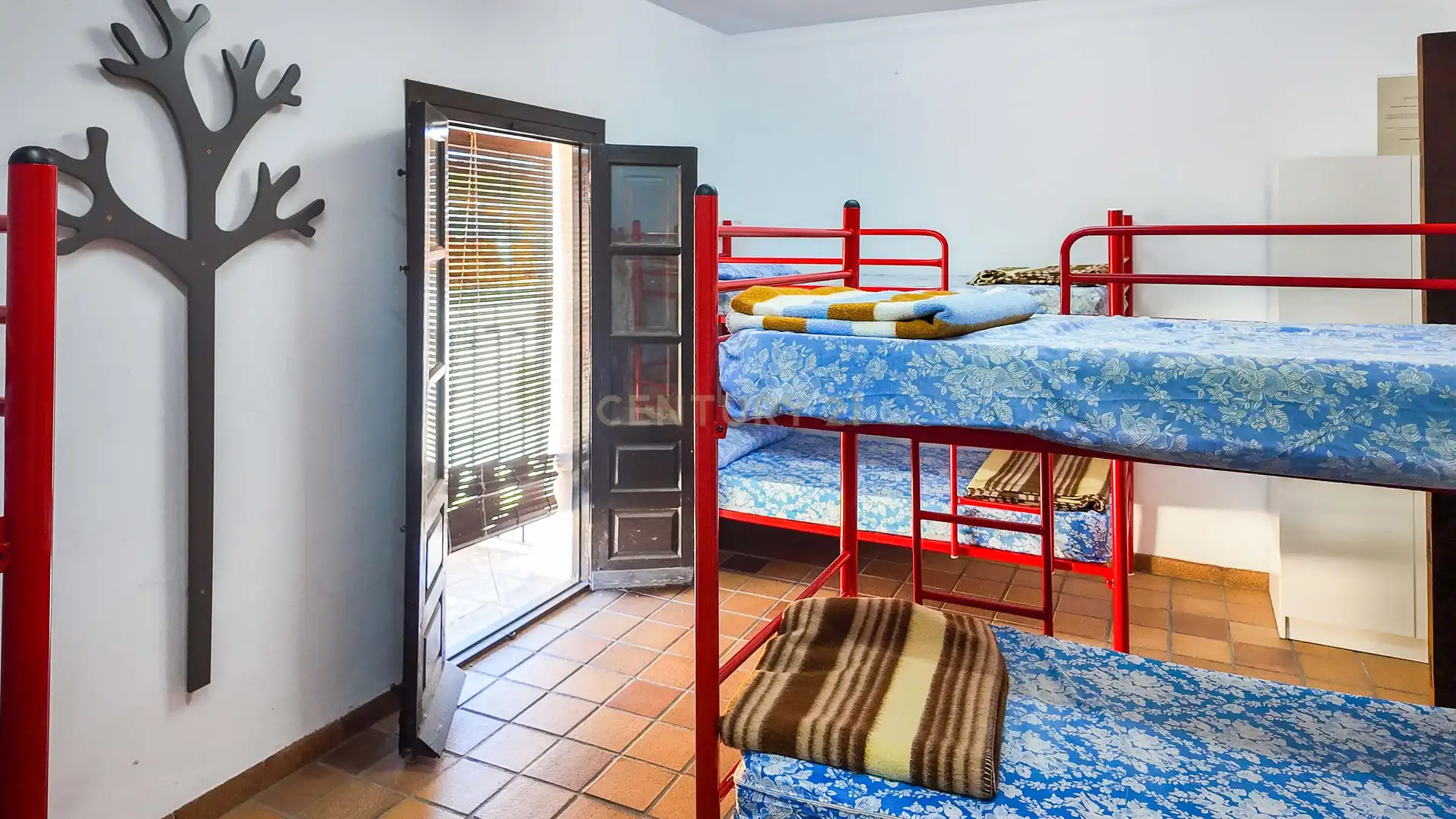 Habitación de Edificio en venta en Torrejón el Rubio, Cáceres