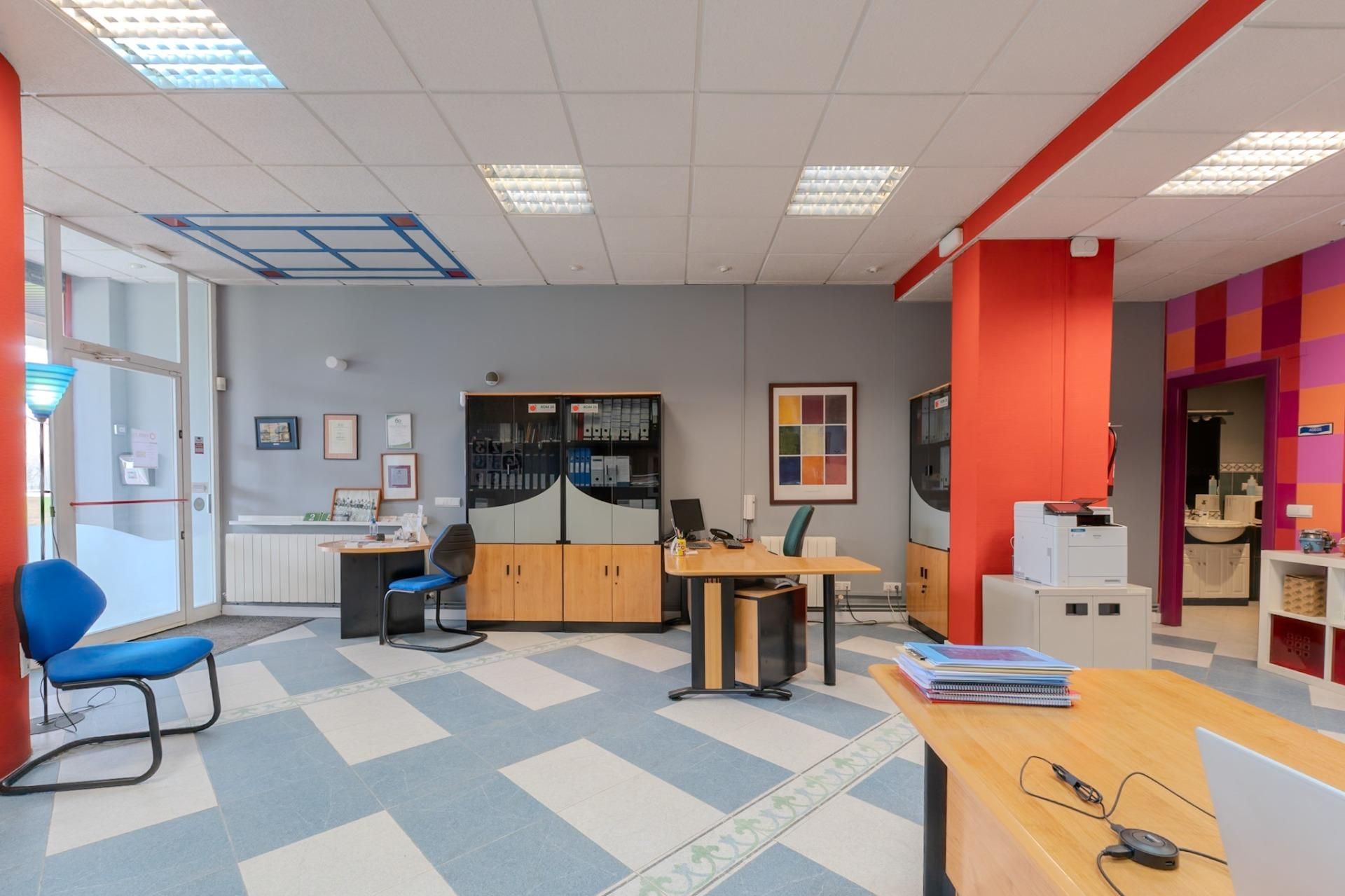 Geschaftsraum zum Verkauf in  Logroño mit Möbliert