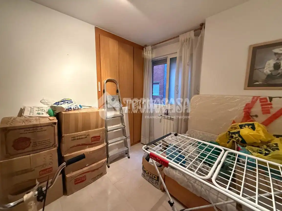 Bedroom of Flat for sale in Coslada  with Air Conditioner, Heating and Storage room