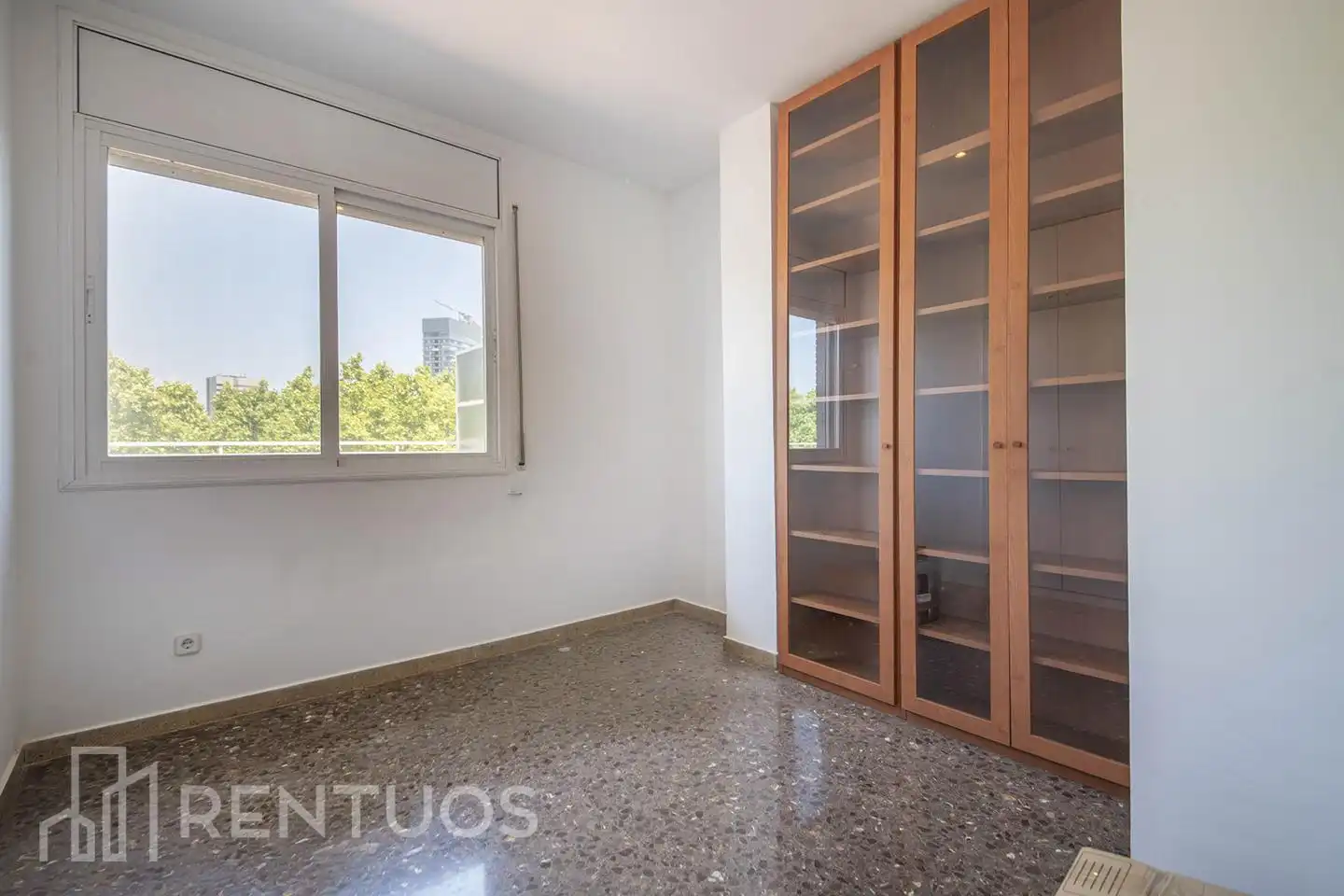 Schlafzimmer von Wohnung zur Miete in Barcelona mit Klimaanlage und Terrasse