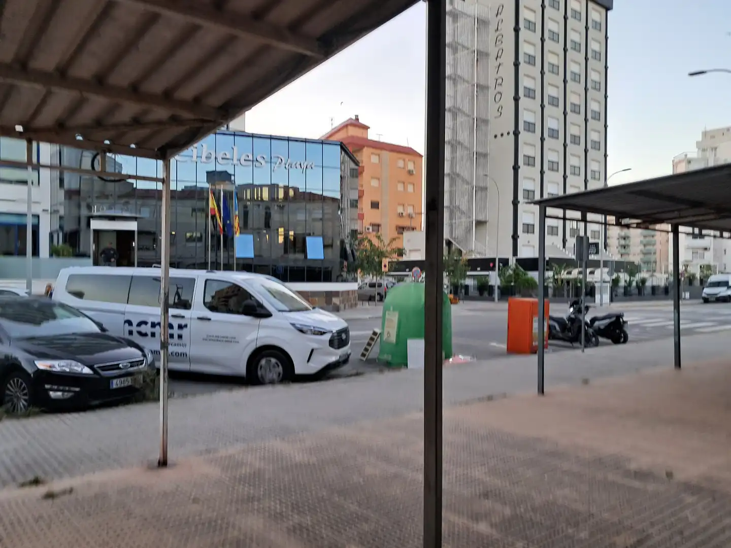 Local en venda a Carrer del Clot de la Mota, 18, Playa de Gandia