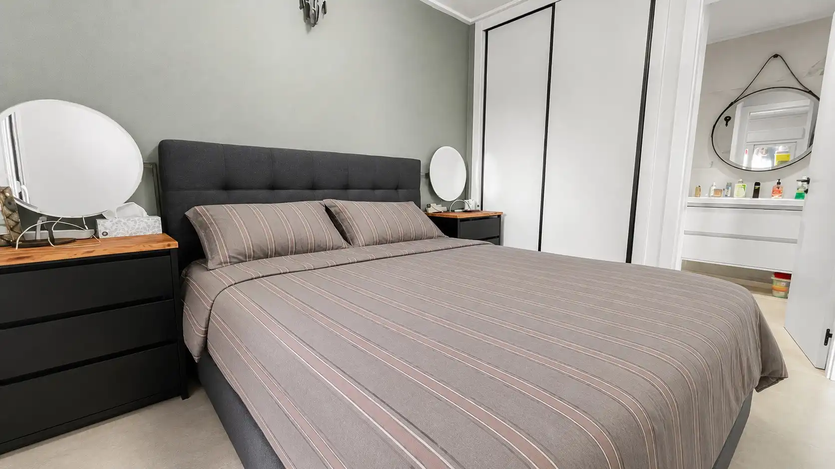 Dormitori de Apartament en venda en Guardamar del Segura amb Aire condicionat, Piscina i Forn