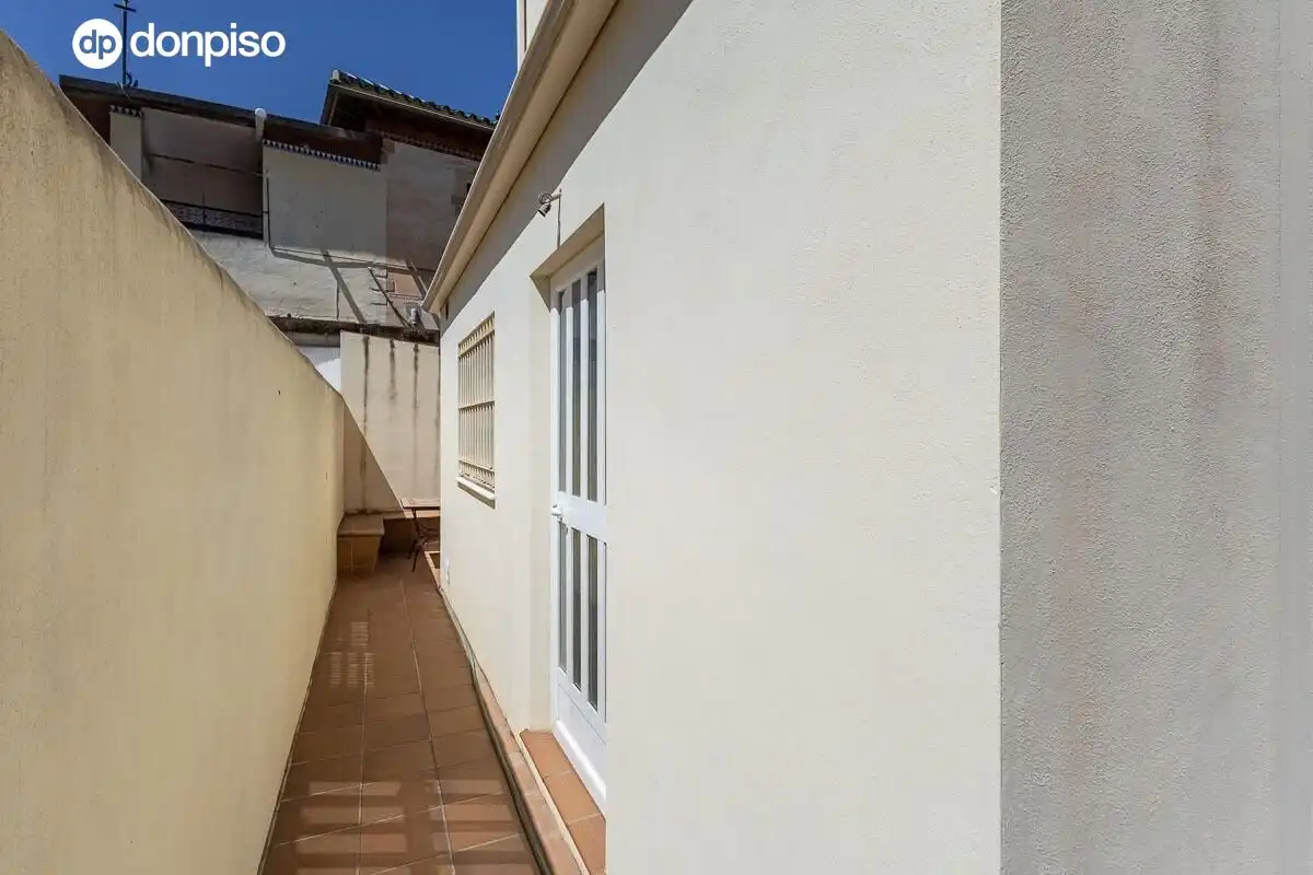 Terraza de Casa o chalet en venta en Granada con Aire acondicionado, Calefacción y Jardín privado