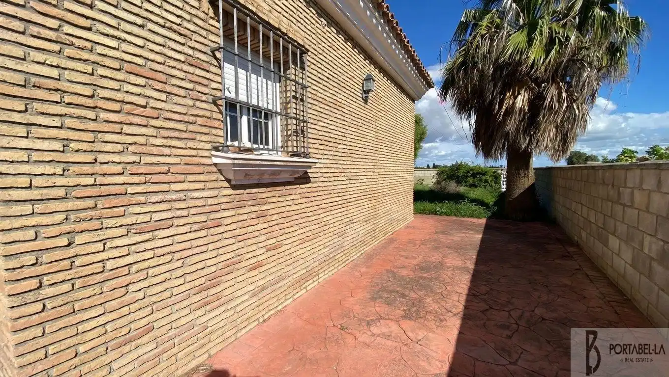 Vista exterior de Casa o chalet en venta en El Puerto de Santa María con Aire acondicionado y Trastero