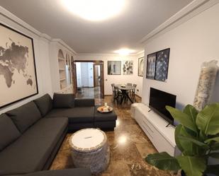 Living room of Flat to rent in  Granada Capital  with Air Conditioner, Heating and Private garden