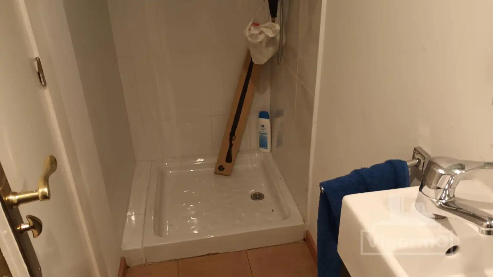 Bany de Local en venda en Leganés