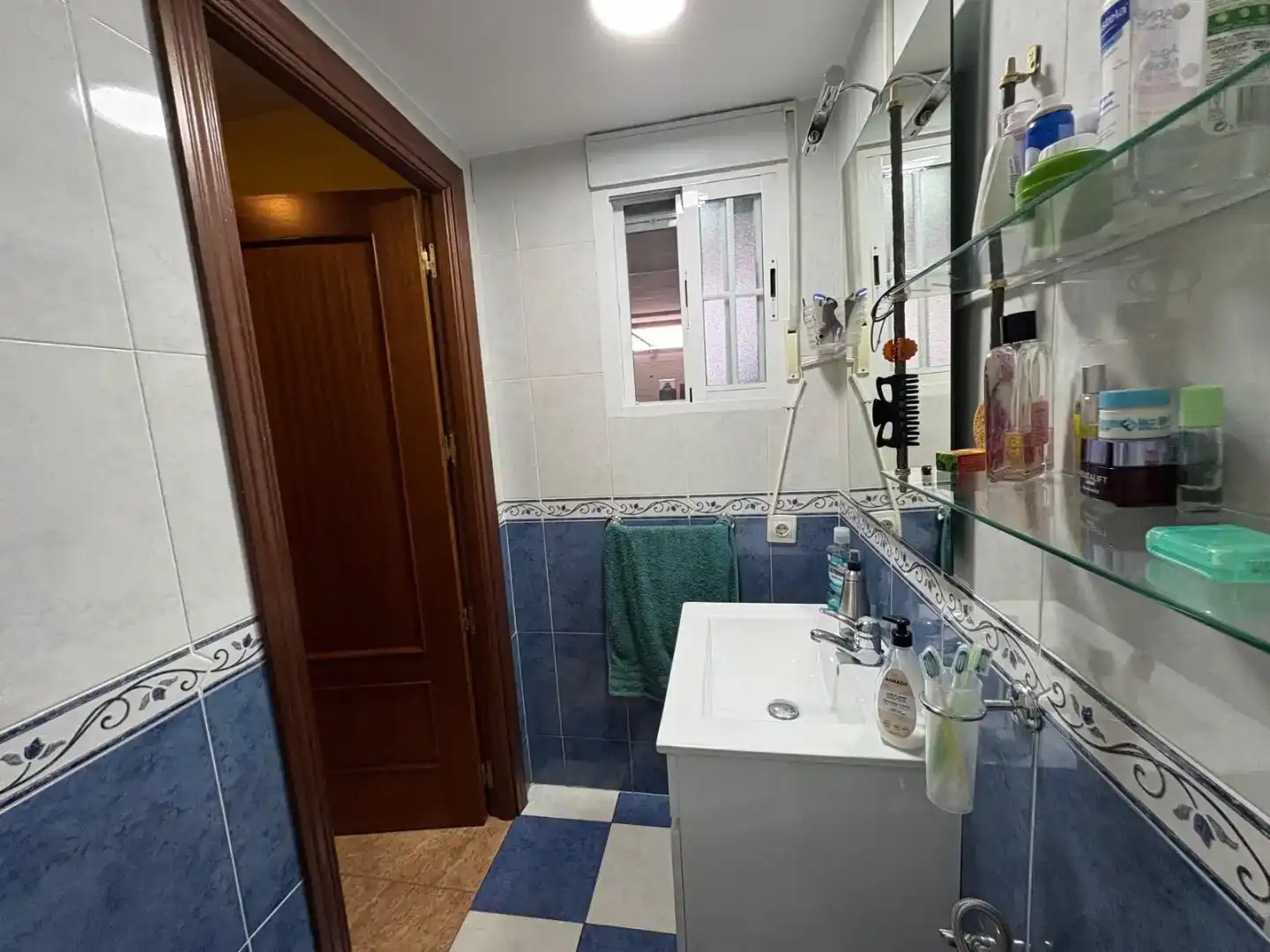Bany de Pis en venda en Carboneros amb Aire condicionat, Jardí privat i Balcó