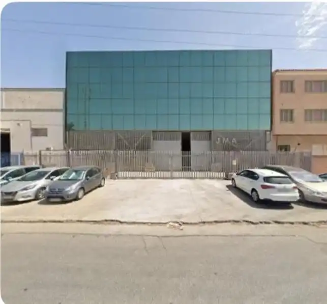 Industrial building for sale in Churriana