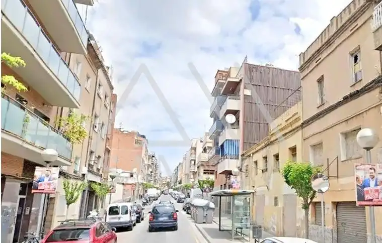 Adossat amb terrassa en venda a Salut - Lloreda, imagen 2