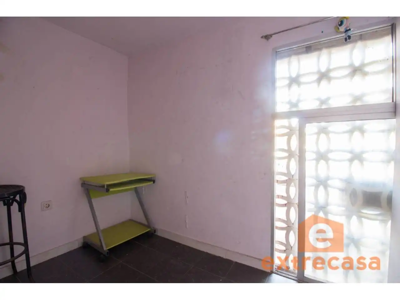 Local en venda en Badajoz amb Aire condicionat