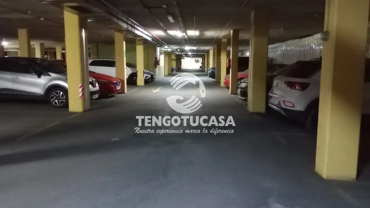 Aparcament de Garatge en venda en Madrid