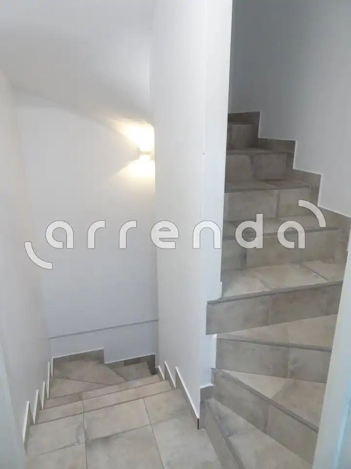 Casa adosada de alquiler en Barrio el Jurrio, Parbayón