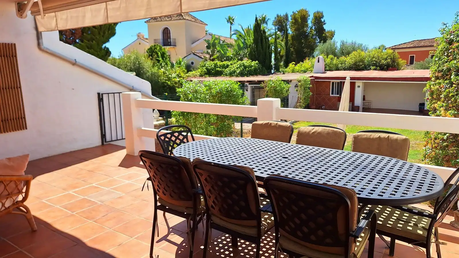 Terraza de Casa adosada en venta en Manilva con Aire acondicionado, Terraza y TV