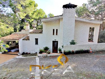 Villa avec balcon à vendre à Calle MAS DEL ROIG