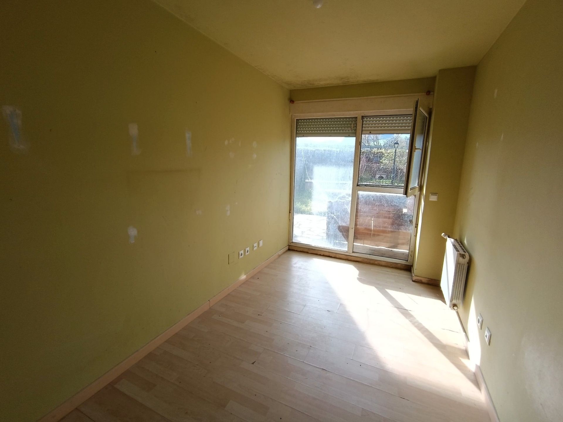 Dormitori de Planta baixa en venda en Castañeda amb Calefacció, Jardí privat i Traster