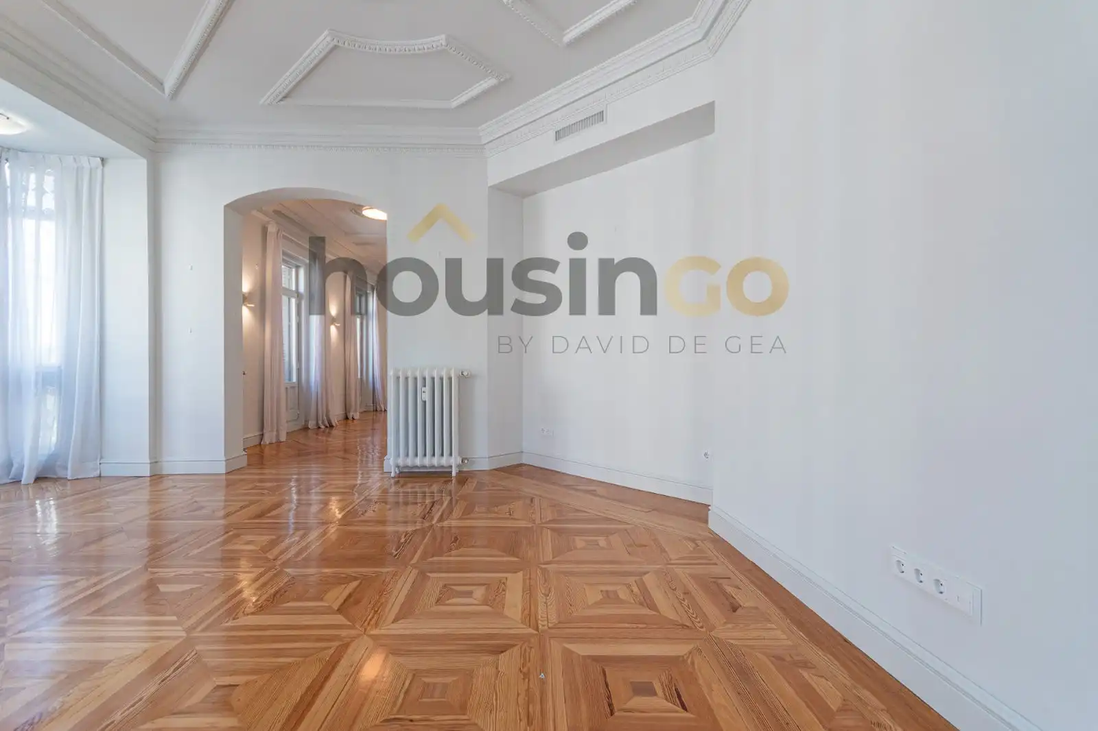 Living room of Flat for rent in Madrid  with Air Conditioner, Heating and Terrace