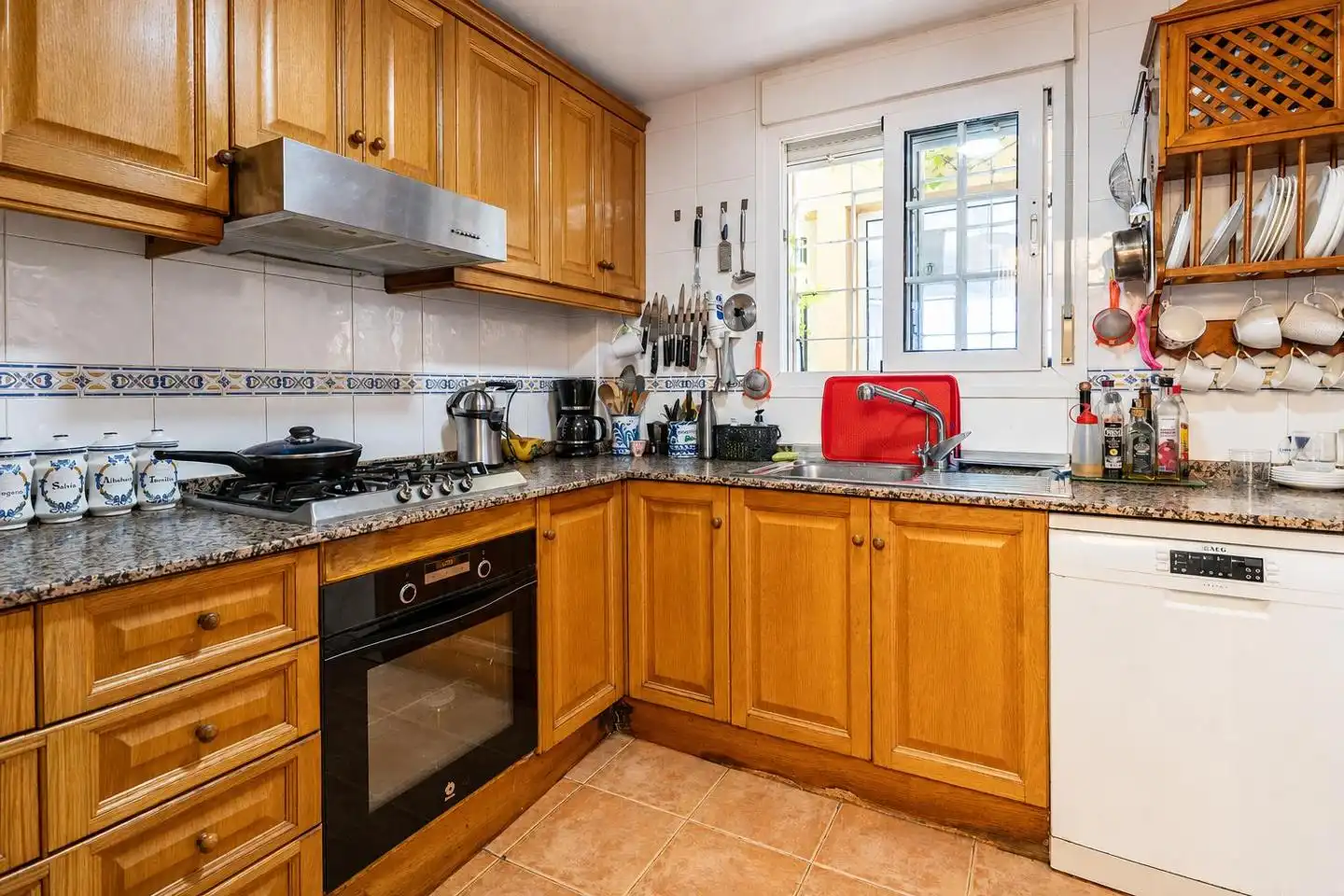 Kitchen of Houses for sale in Santa Pola  with Air Conditioner, Private garden and Terrace