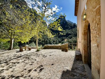Landhaus mit Pool zum Verkauf in Escorca