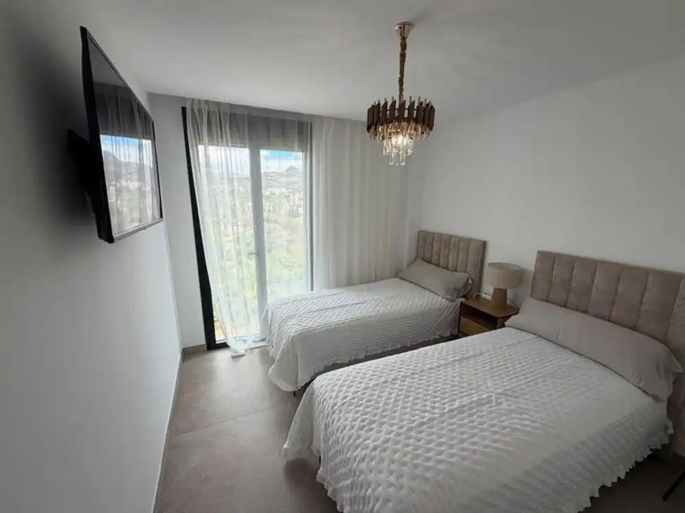 Attic for rent in Cancelada