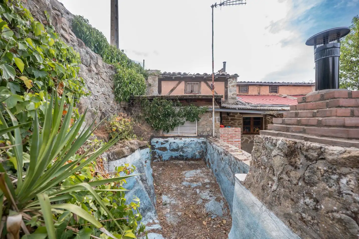 Vista exterior de Finca rústica en venda en Ávila amb Jardí privat i Terrassa