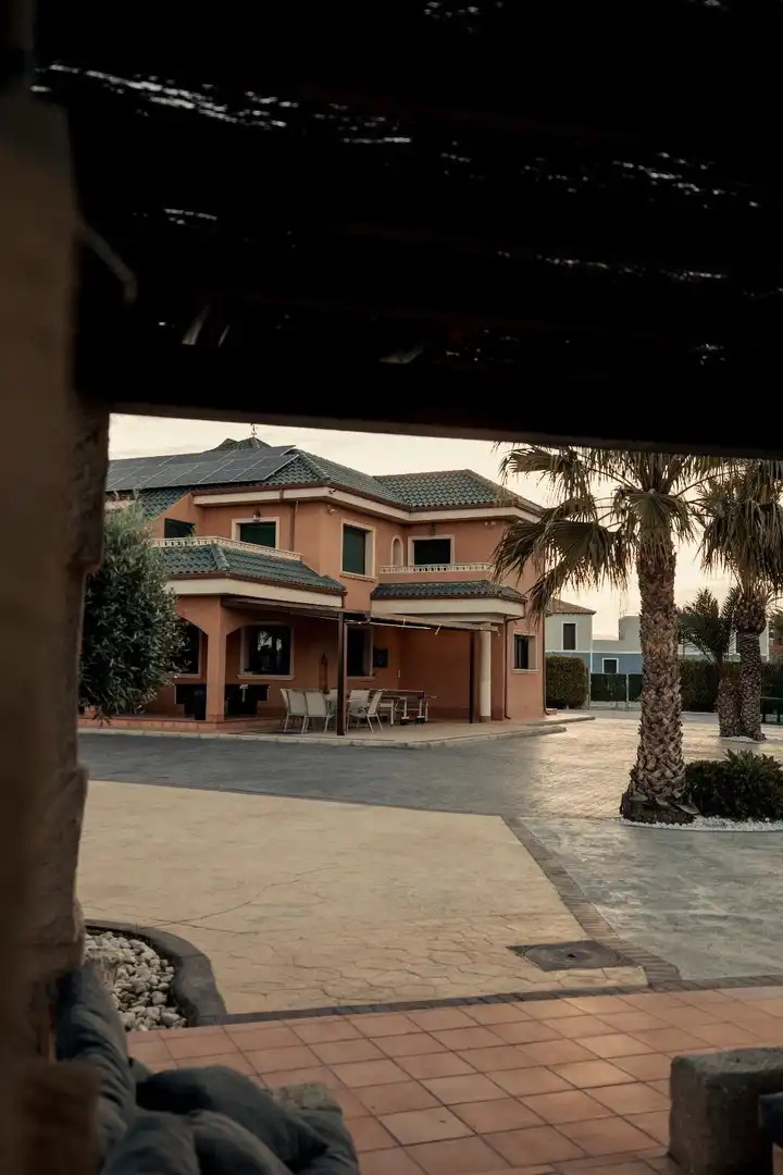 Außenansicht von Haus oder Chalet zur Miete in Elche / Elx mit Klimaanlage, Heizung und Privatgarten