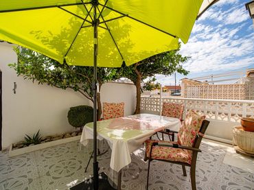 Maison mitoyenne avec jardin à vendre à ACACIAS