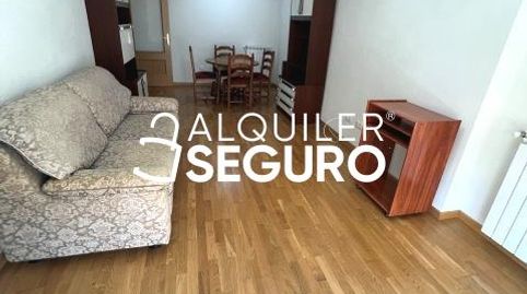 Foto 4 de Piso de alquiler en Carolina Coronado, Centro, Parla