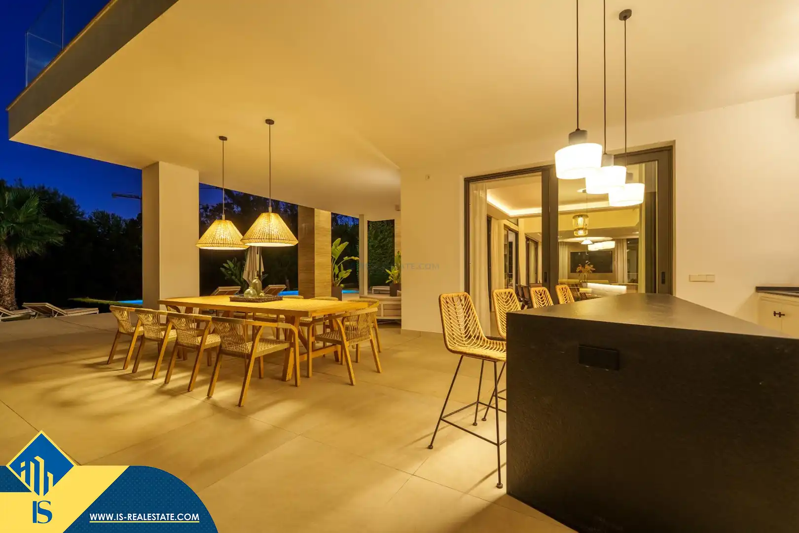 Chalet con piscina en venta en Milla de Oro, imagen 9