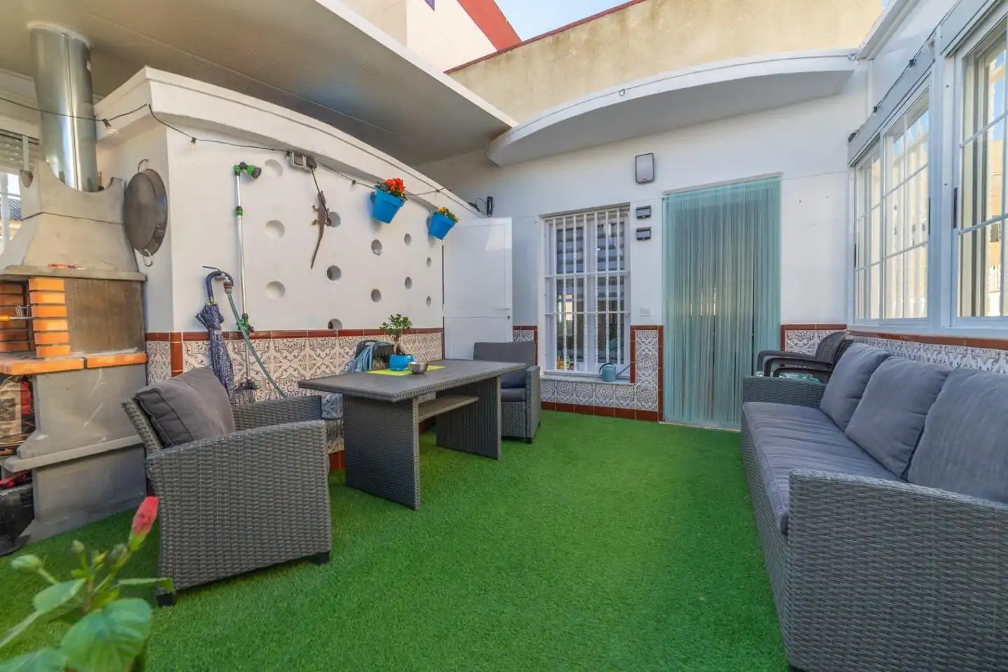Terrasse von Erdgeschoss zum Verkauf in Los Alcázares mit Klimaanlage, Terrasse und Abstellraum