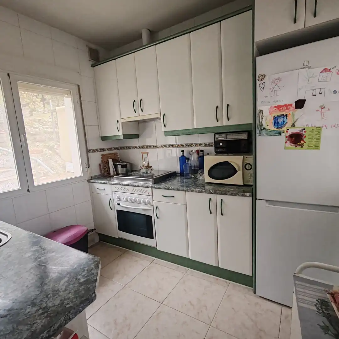 Kitchen of Houses for sale in Robledo de Chavela  with Private garden, Terrace and Oven