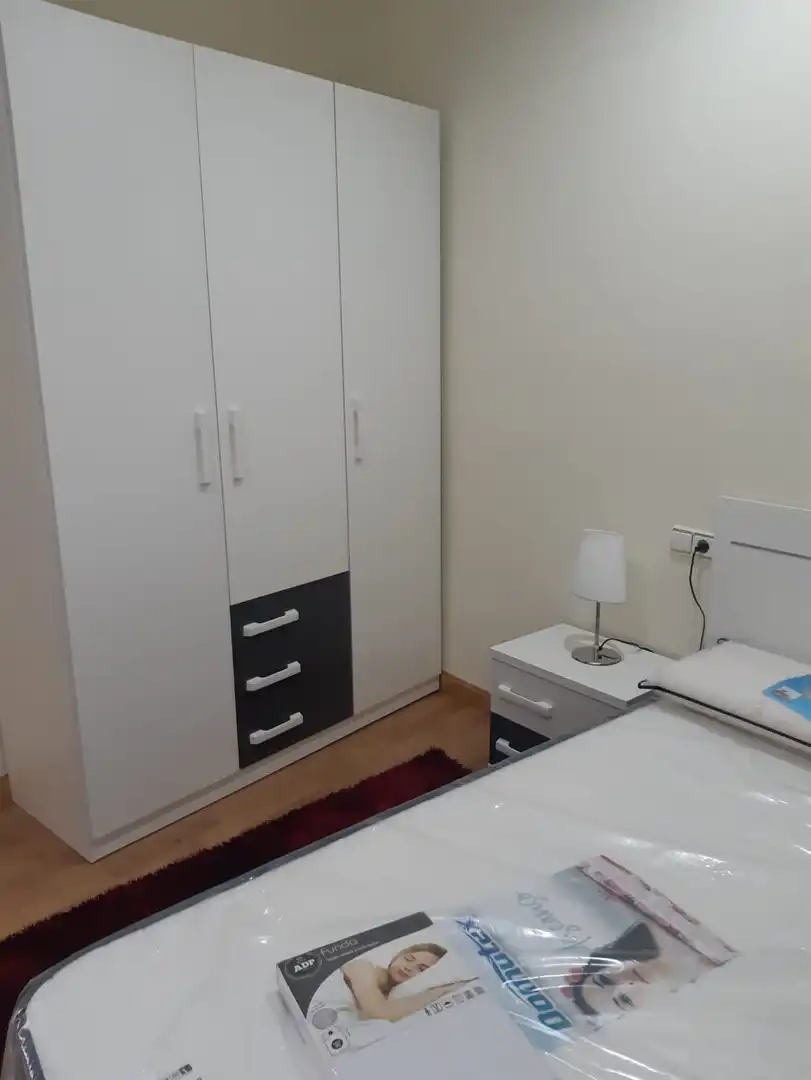 Bedroom of Flat for rent in Salamanca  with Heating, Parquet flooring and Furnished