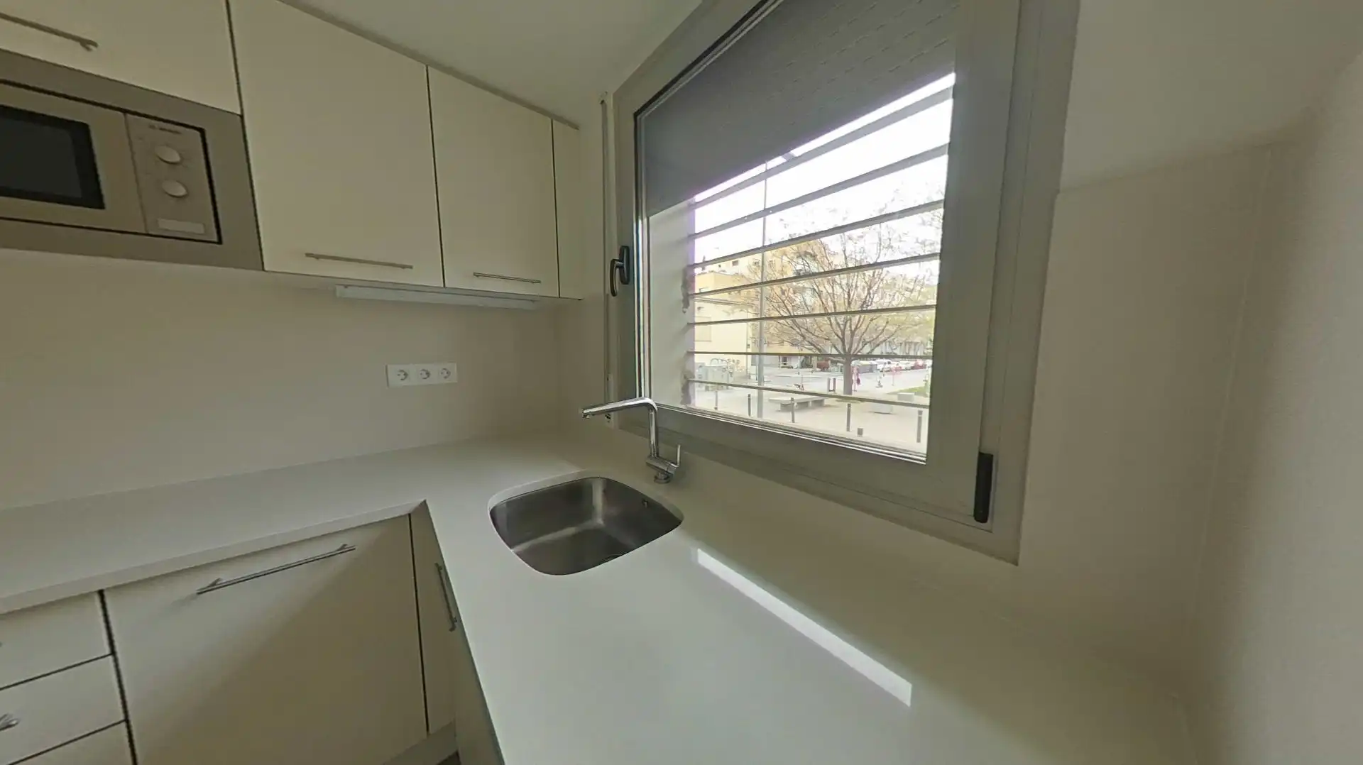 Cuina de Pis en venda en Terrassa amb Aire condicionat, Calefacció i Terrassa