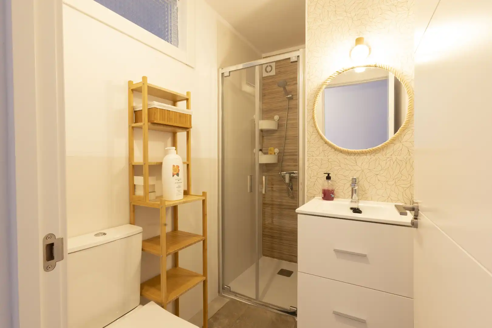 Bany de Pis de lloguer en Tacoronte amb Moblat