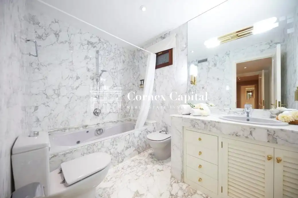 Badezimmer von Country house zum Verkauf in Sant Andreu de Llavaneres mit Privatgarten, Terrasse und Schwimmbad
