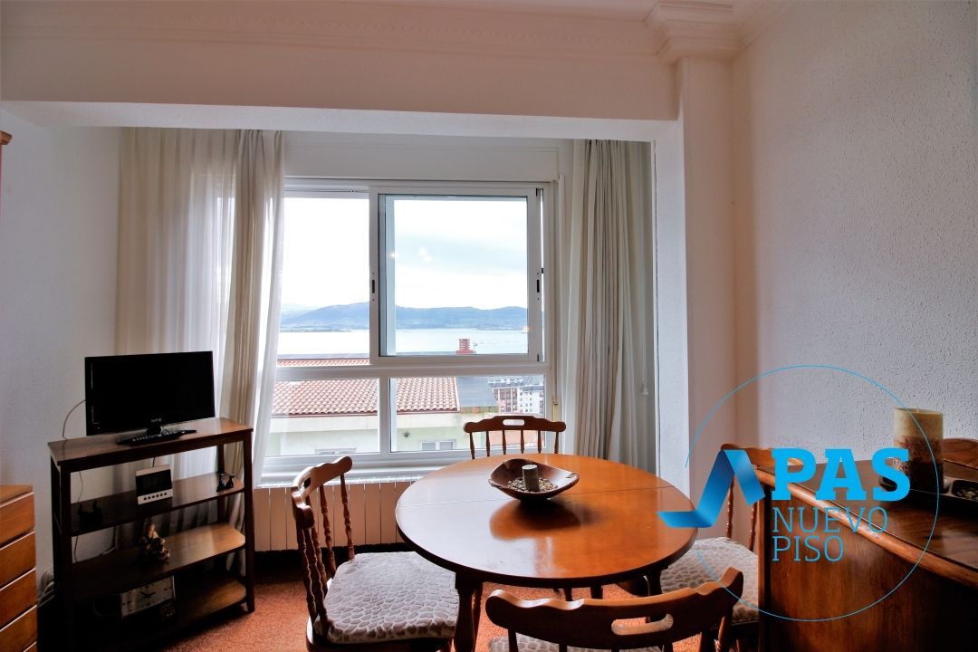 Menjador de Pis en venda en Santander amb Calefacció