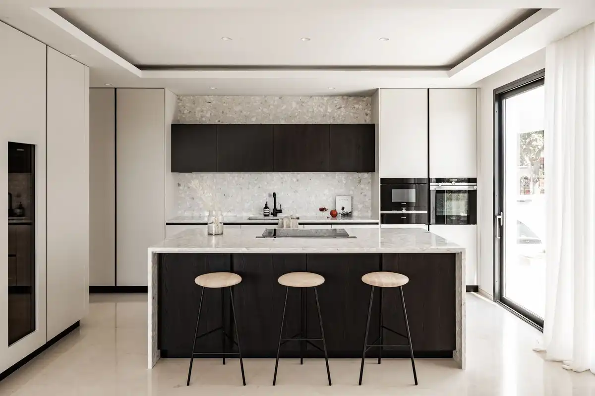 Cocina de Casa o chalet en venta en Marbella con Aire acondicionado, Jardín privado y Terraza