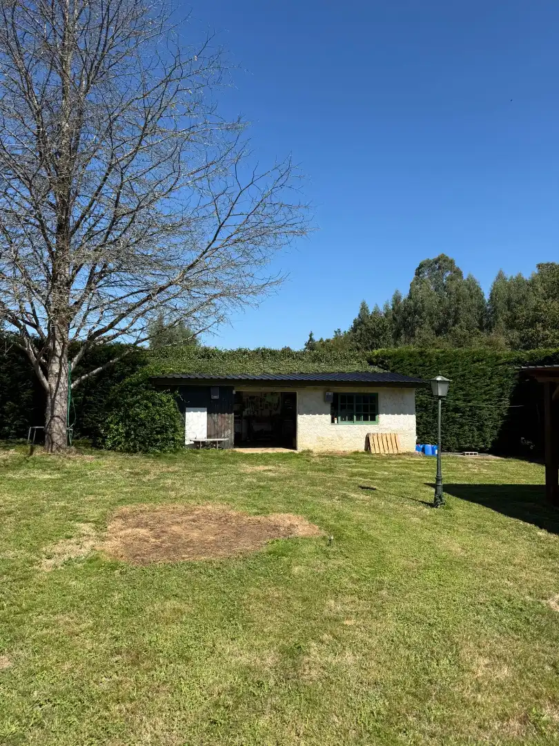 Vista exterior de Casa o xalet en venda en Outeiro de Rei amb Calefacció, Jardí privat i Piscina