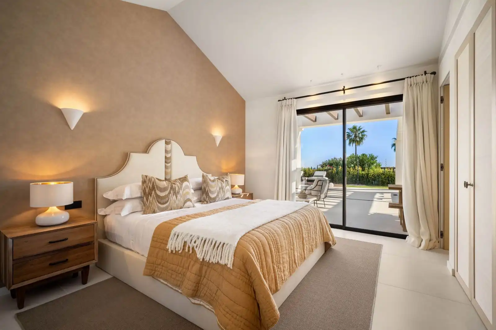 Villa mit Pool zum Verkauf in Nueva Andalucía, imagen 17