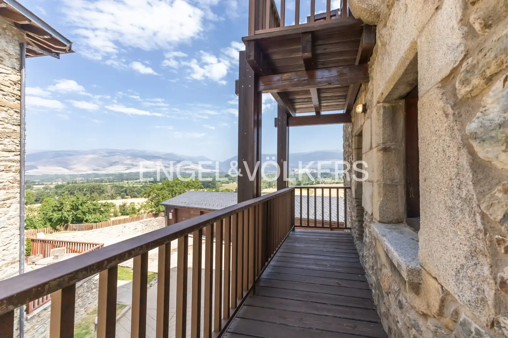 Terraza de Casa adosada en venta en Fontanals de Cerdanya con Calefacción, Parquet y Terraza