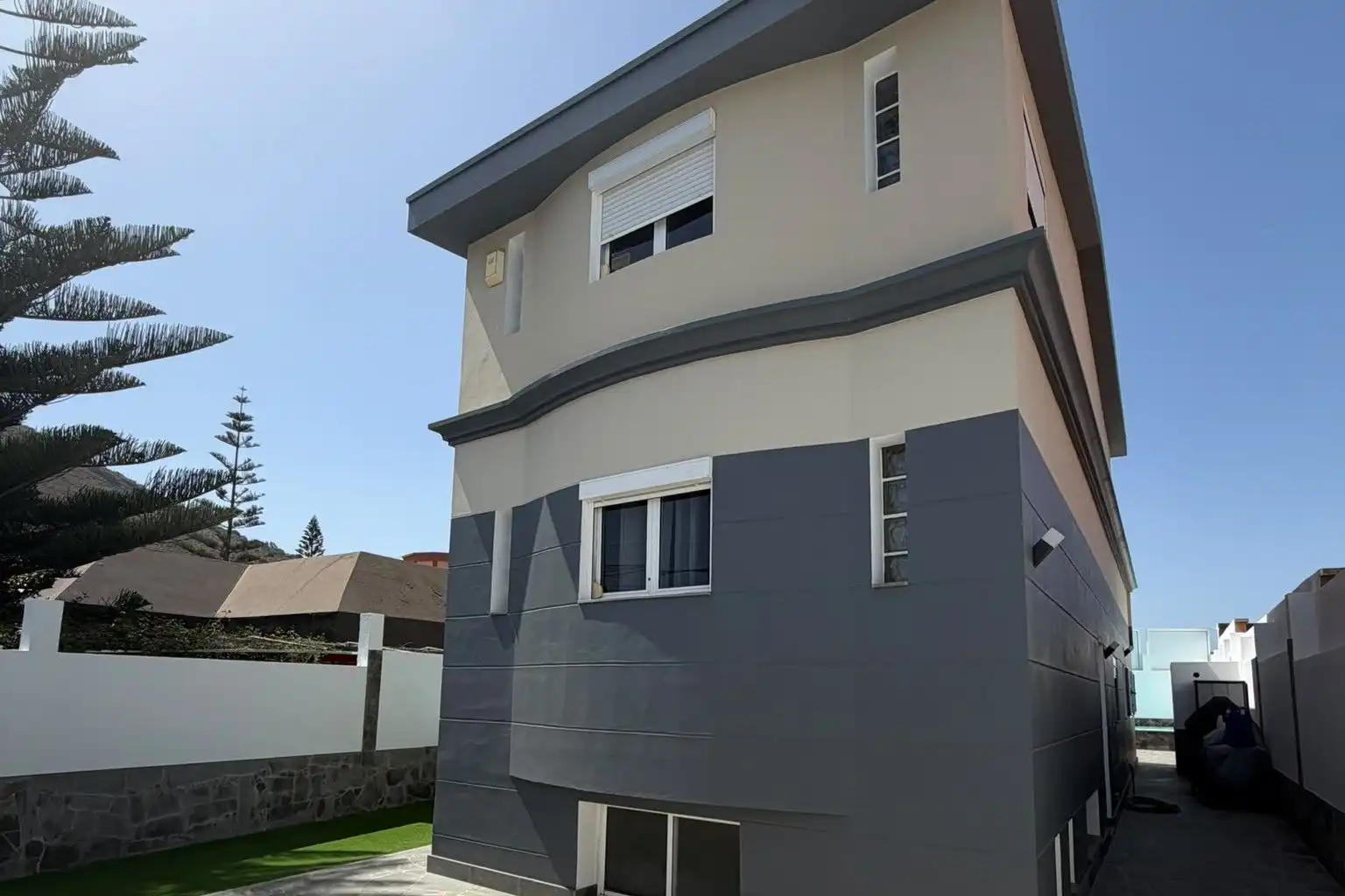 Vista exterior de Casa o chalet en venta en Telde con Aire acondicionado, Calefacción y Jardín privado