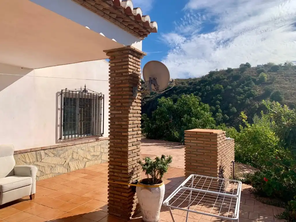 Terrassa de Casa o xalet en venda en Viñuela amb Aire condicionat, Jardí privat i Terrassa