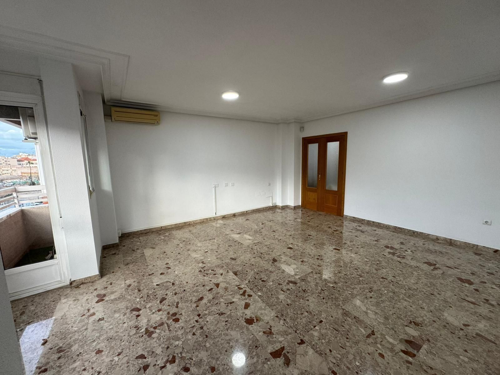 Flat to rent in Avenida PALMAR DEL, San Pio X