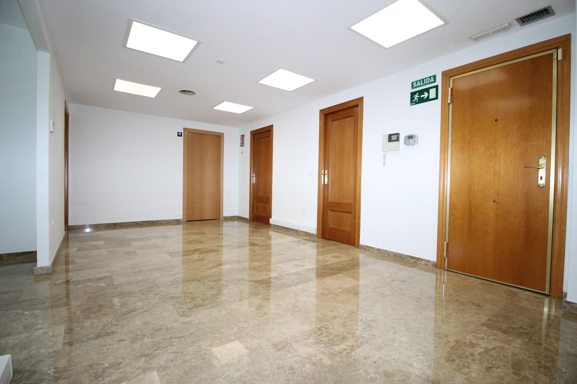 Office to rent in  Valencia Capital  with Air Conditioner, Heating and Terrace