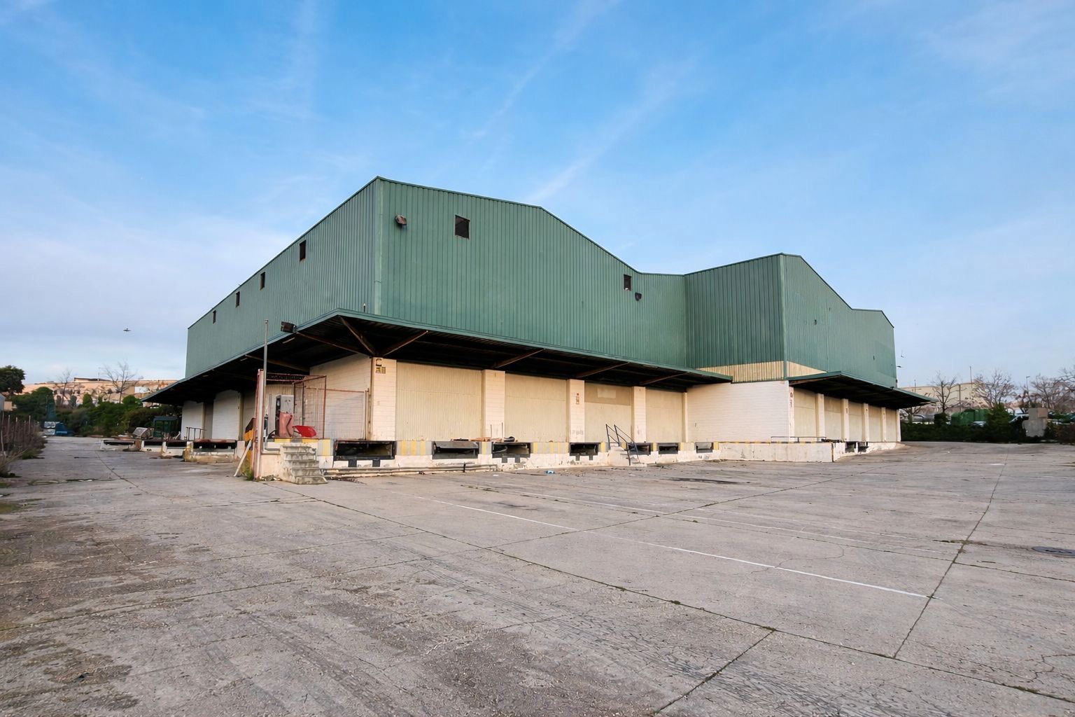 Exterior view of Industrial buildings to rent in Barberà del Vallès  with Heating