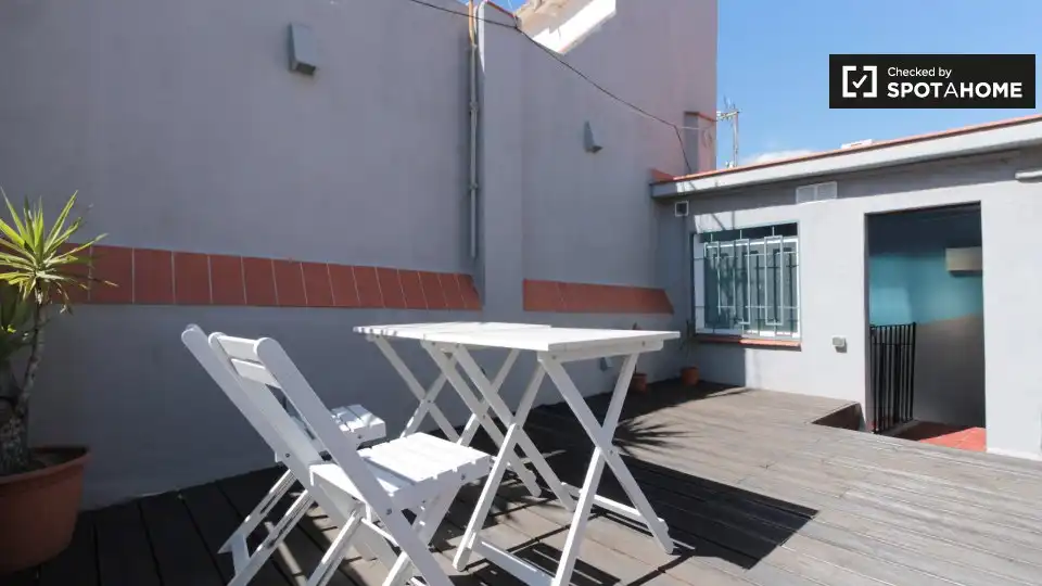Flat with terrace to rent in Ciutat Vella, imagen 4