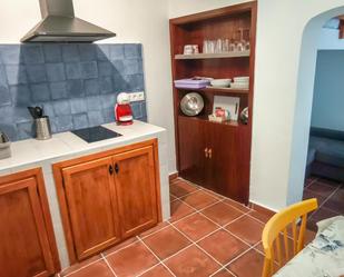 Kitchen of Flat for sale in Arcos de la Frontera  with Air Conditioner and Furnished