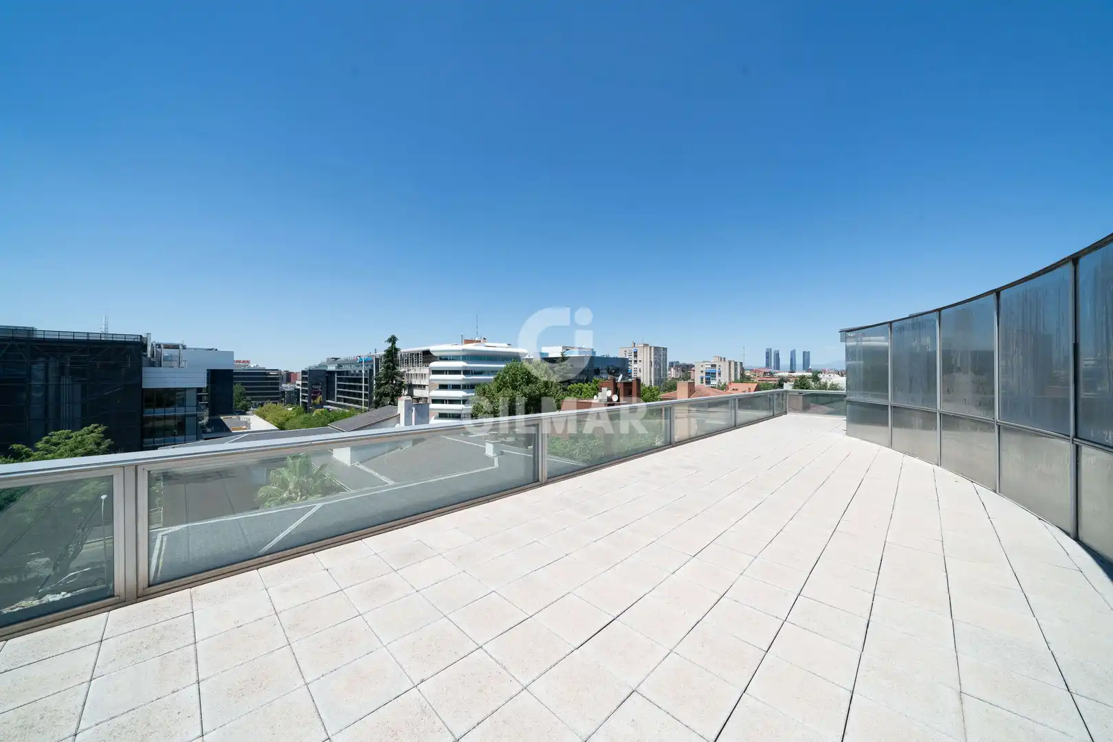 Terrasse von Gebäude zur Miete in Madrid