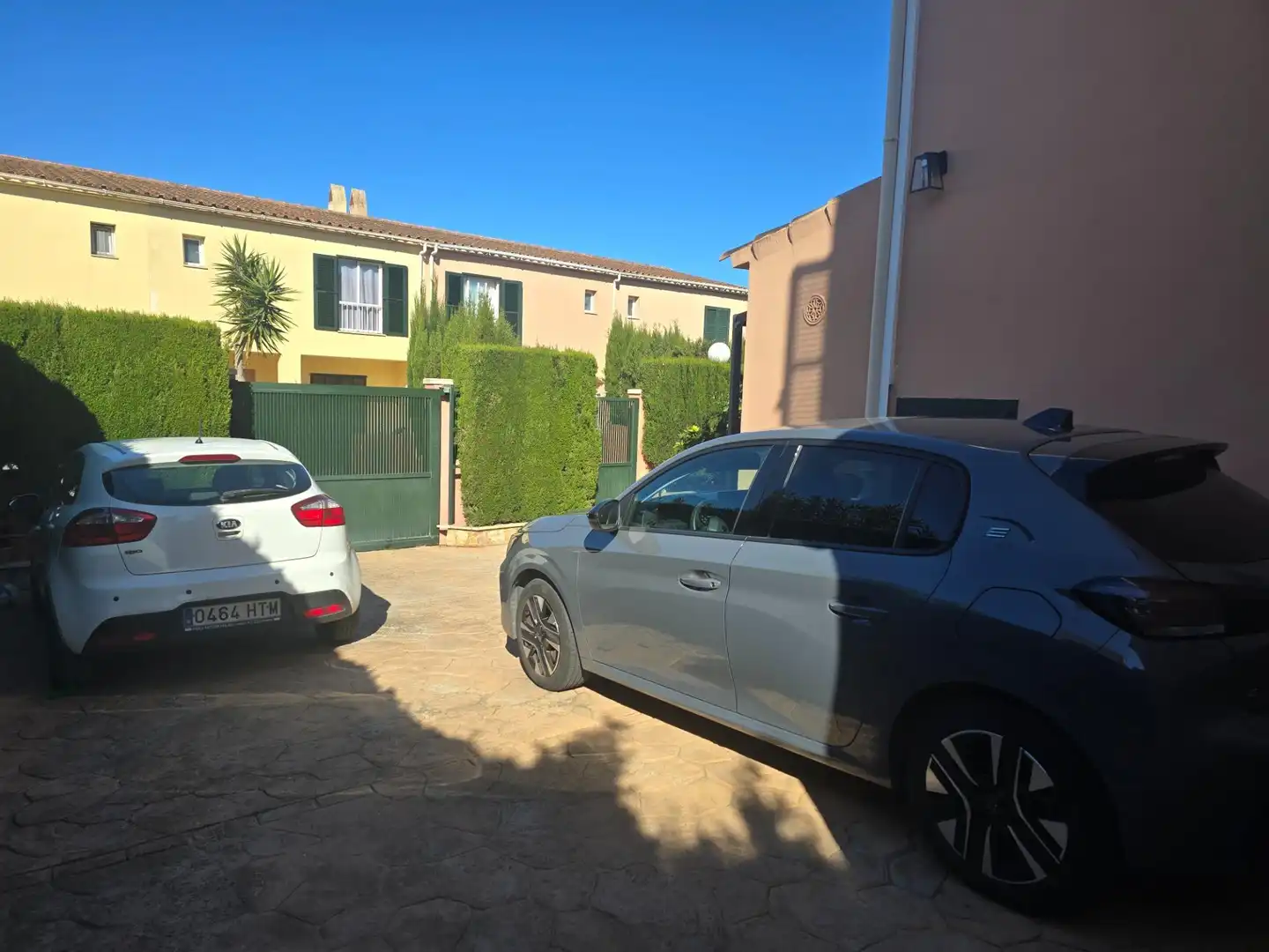 Vista exterior de Casa adosada en venda en Llucmajor amb Aire condicionat, Calefacció i Jardí privat
