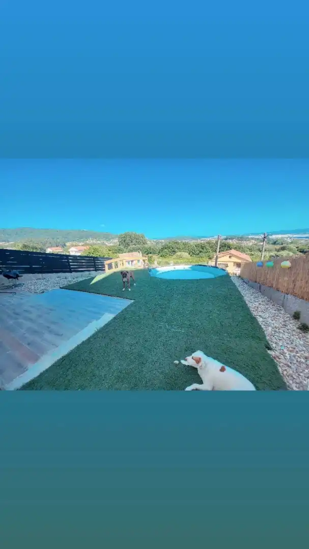 Piscina de Casa adosada de alquiler en Cangas  con Aire acondicionado, Calefacción y Jardín privado