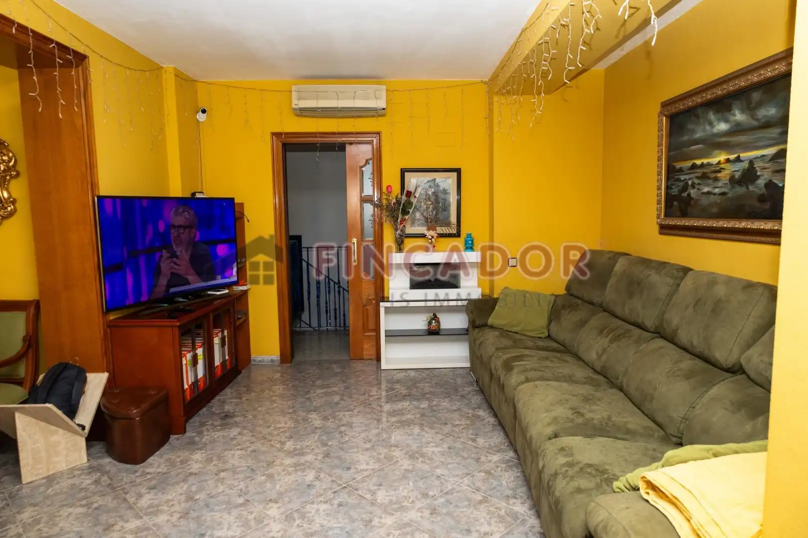 Detached homes for sale in Carrer de Gravina, Llefià